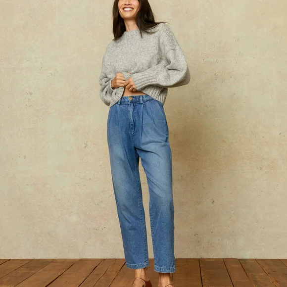 Christy Dawn Straight Leg Jeans, Size 27 - Picture 1 of 4